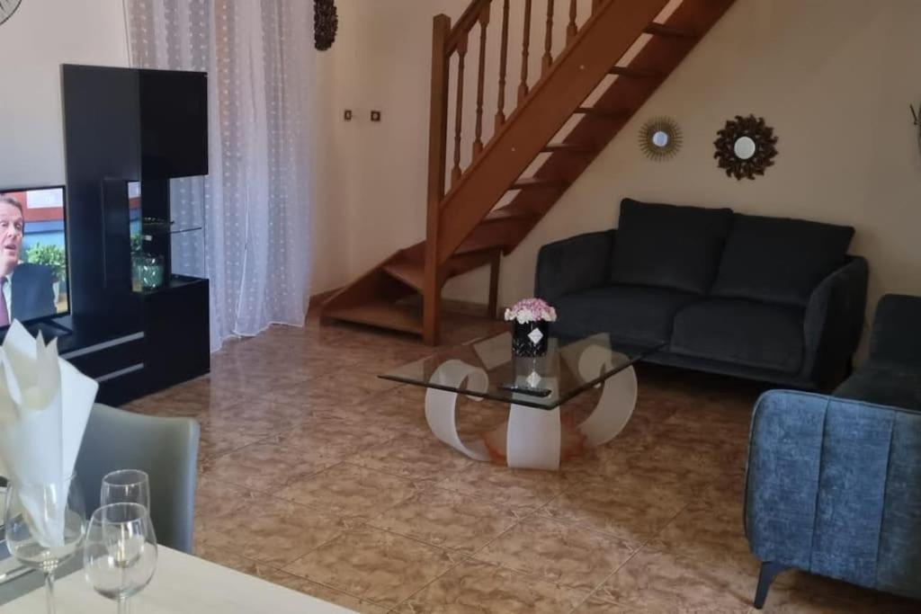 Maison De Ville Avec Garage Прад Екстер'єр фото